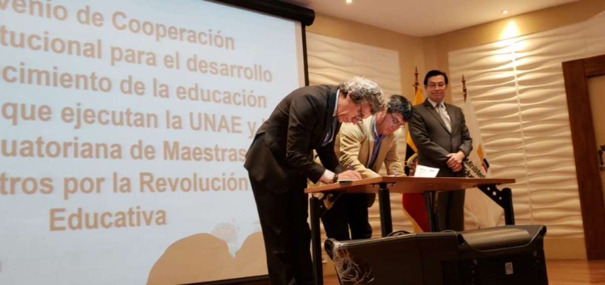 MinEdu firm&oacute; convenios para fortalecimiento de la educaci&oacute;n superior en docentes