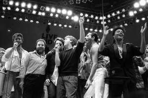 En la gr&aacute;fica aparecen George Michael, Paul MacCartney e Freedy Mercury, entre otros. 