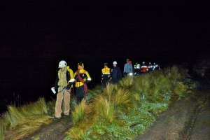 Equipos de emergencia rescataron a excursionistas en las faldas del Rucu Pichincha