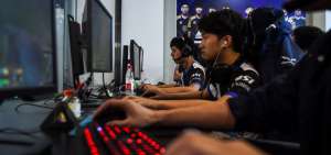 La concentraci&oacute;n es total por parte de los jugadores. Muchos de ellos han dejado sus estudios y trabajos para enfocarse en competir virtualmente.