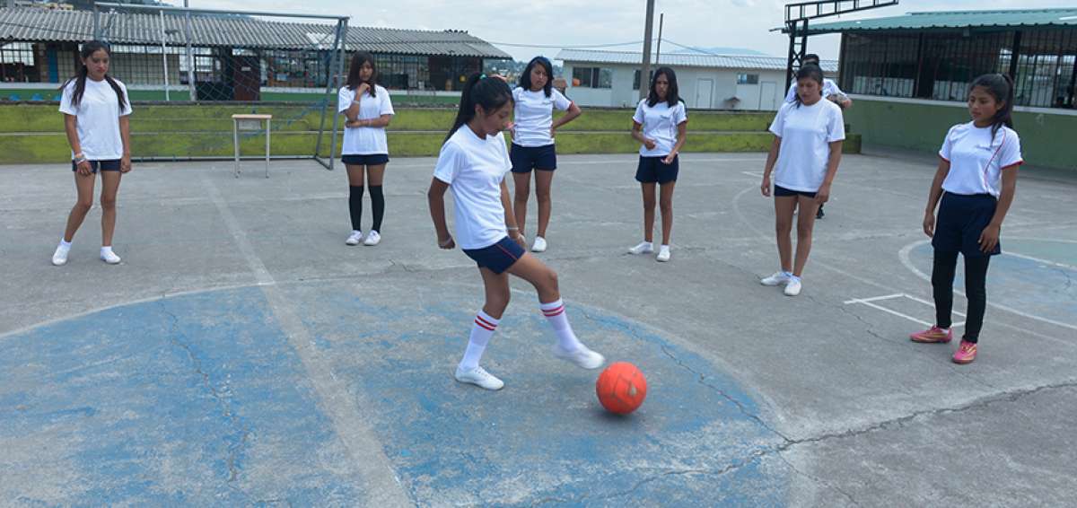 El equipo femenino del establecimiento educativo Benjam&iacute;n Carri&oacute;n obtuvo el subcampeonato en el torneo de la sub 14 del IMQ.