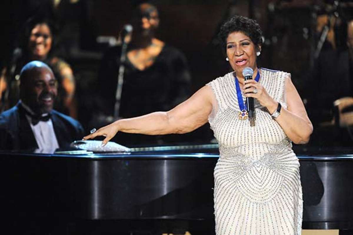 Aretha Franklin reversiona a Barbra Streissand y Adele en su nuevo disco