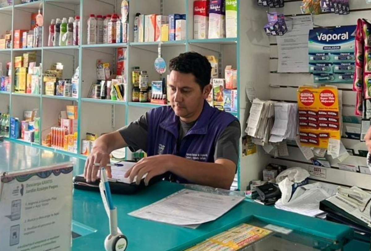 Arcsa detectó 311 productos vencidos y con fechas manipuladas en Cuenca