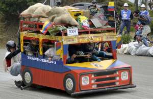 Festival de carros de rodillos en Medell&iacute;n