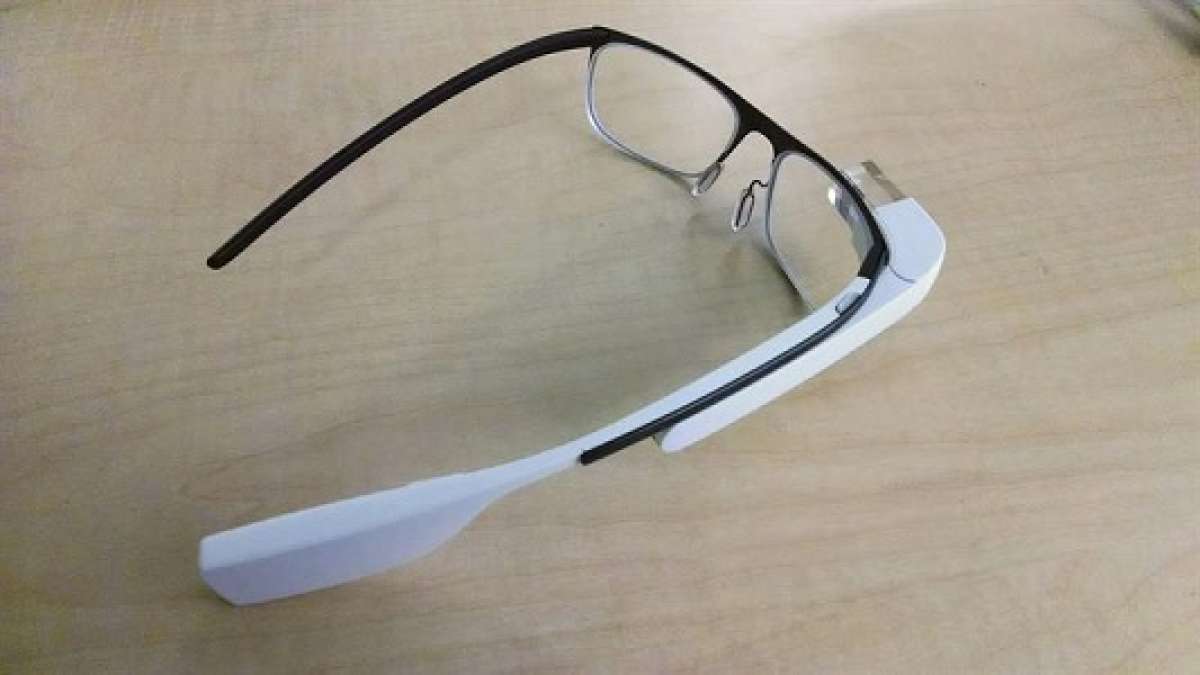 Fotograf&iacute;a facilitada por Google de las gafas inteligentes Glass. EFE