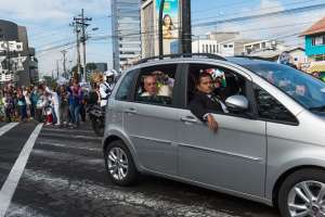 El papa Francisco recorri&oacute; las calles de Quito hasta llegar al parque Bicentenario. Foto: John Guevara/ EL TEL&Eacute;GRAFO