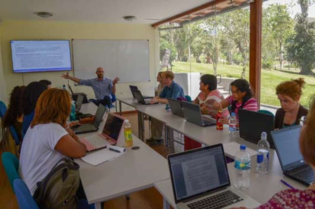Go Teacher entrega el 12% de docentes de ingl&eacute;s (Enlace)