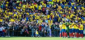 Jugadas tres jornadas del certamen premundial, la Selecci&oacute;n Ecuatoriana de F&uacute;tbol se constituye en la mejor de la regi&oacute;n. Los jugadores muestran unidad y solidaridad. Ayer sacaron adelante un partido complicado ante Uruguay. Foto:&Aacute;lvaro P&eacute;rez/El Tel&eacute;grafo