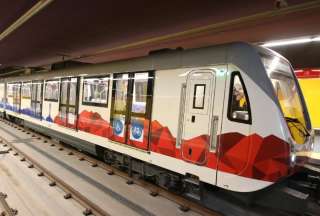 La empresa Metro de Quito anunció los nuevos horarios para la operación del Metro de Quito durante el feriado. 