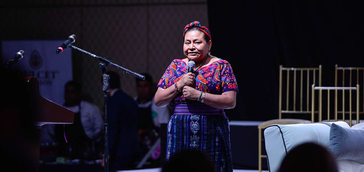 Rigoberta Mench&uacute;, emblem&aacute;tica l&iacute;der ind&iacute;gena, considera que el colectivo ahora se siente orgulloso de sus or&iacute;genes en la regi&oacute;n.