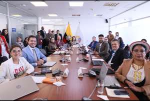 Reforma al COIP busca frenar a delincuentes que se hacen pasar por polic&iacute;as o militares