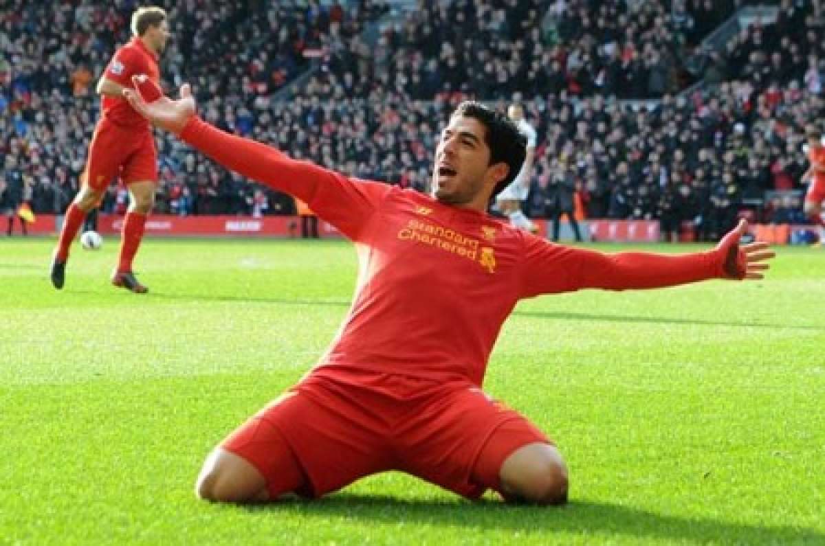 Luis Su&aacute;rez tuvo la mejor temporada de su carrera al anotar 31 goles. Foto: Archivo 