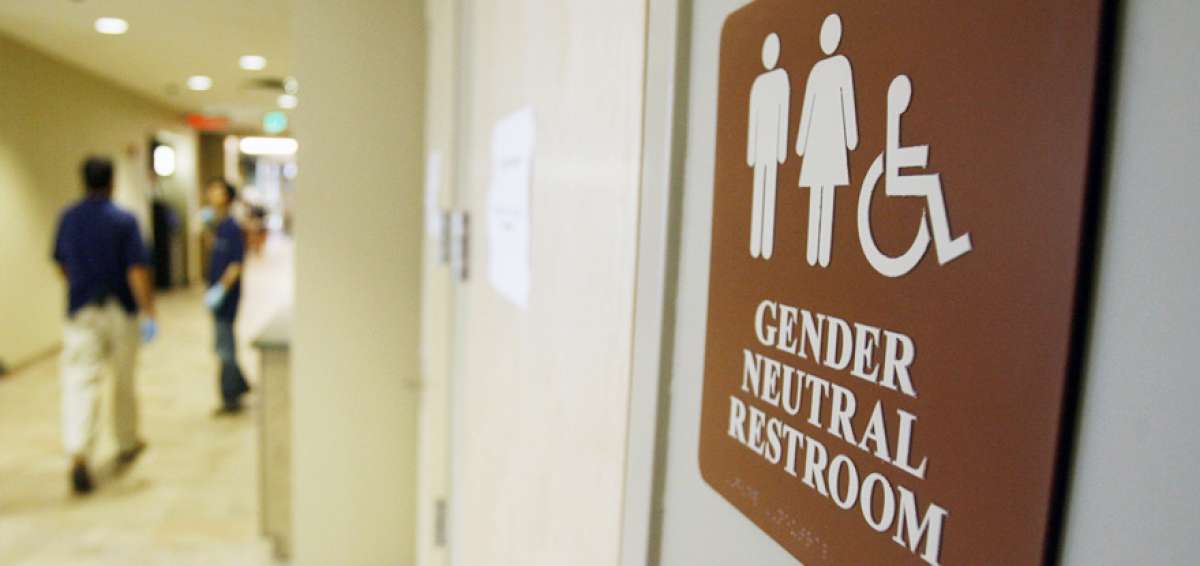 La meta de los grupos pro GBLTI es que los transexuales usen los sanitarios seg&uacute;n el g&eacute;nero que prefieren.