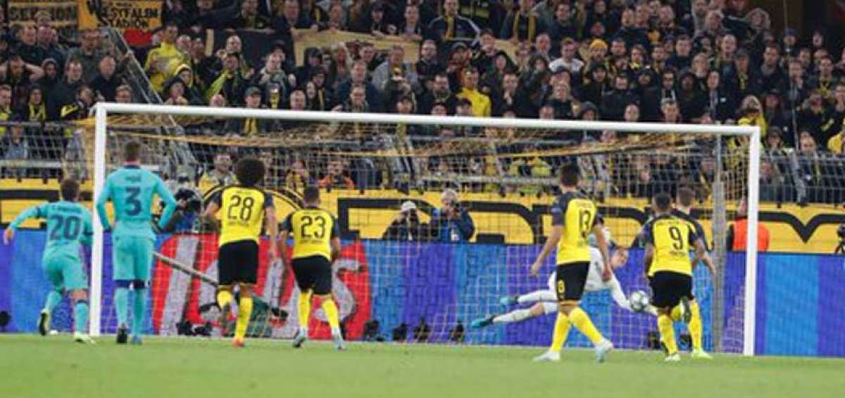 El Barcelona sobrevive en Dortmund con un gran Ter Stegen