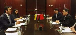 Ecuador plantea a China evaluar un Acuerdo de Alcance Parcial