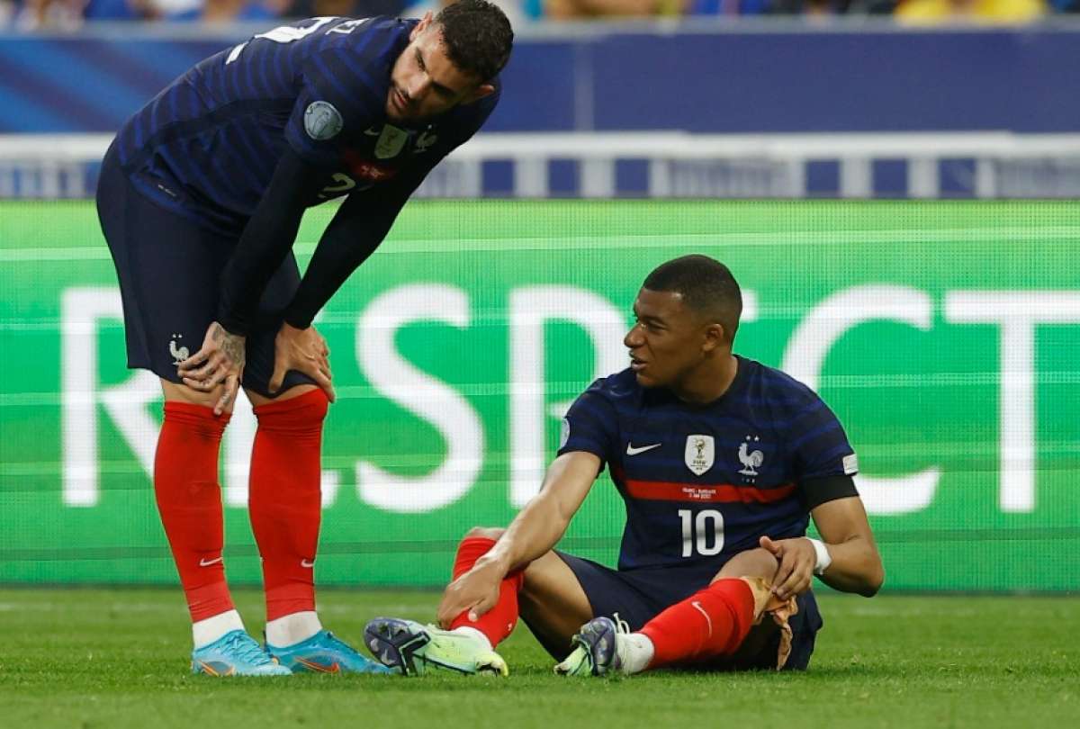 Francia perdió ante Dinamarca y se preocupa por Kylian Mbappé