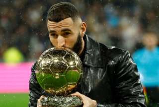 Técnico de Francia evitó hablar sobre llamar a Karim Benzema para la final ante Argentina