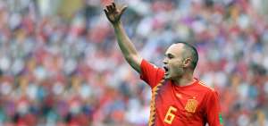 Andr&eacute;s Iniesta fue campe&oacute;n mundial en Sud&aacute;frica 2010. Tras la eliminaci&oacute;n de Espa&ntilde;a en Rusia 2018 anunci&oacute; su retiro de "La Roja".