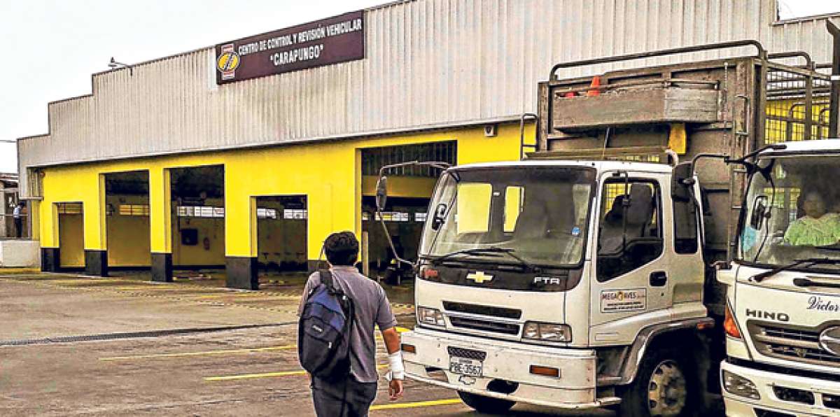 Los il&iacute;citos fueron descubiertos en los centros de revisi&oacute;n vehicular de Carapungo, Guaman&iacute; y Los Chillos. Foto: Archivo / El Tel&eacute;grafo