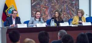 Mar&iacute;a Fernanda Espinosa acudi&oacute; a la Flacso como expositora para el Congreso Interinstitucional de Ciencias Pol&iacute;ticas y Relaciones Internacionales.