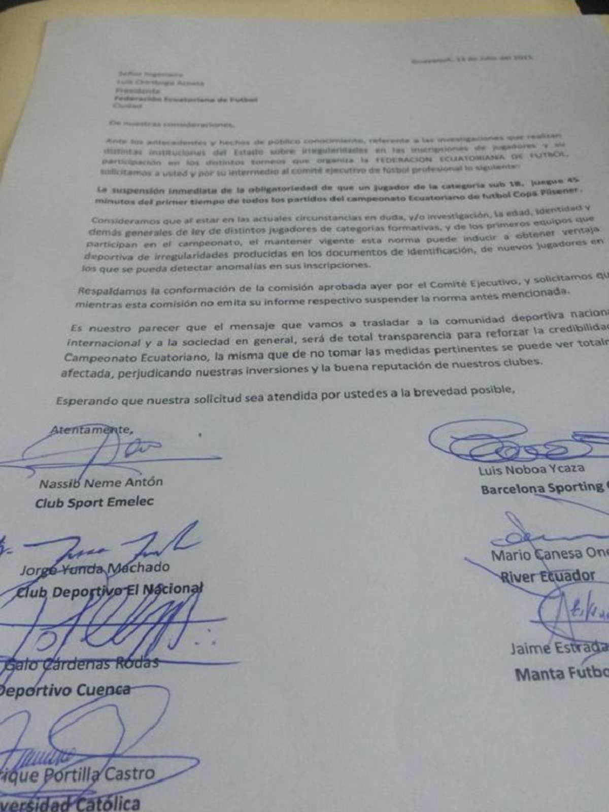 La carta firmada por 7 presidentes de clubes ecuatorianos. FOTO: @LoroHomero