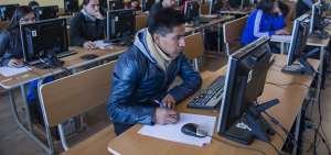 Estudiantes con deudas recibir&aacute;n beneficios