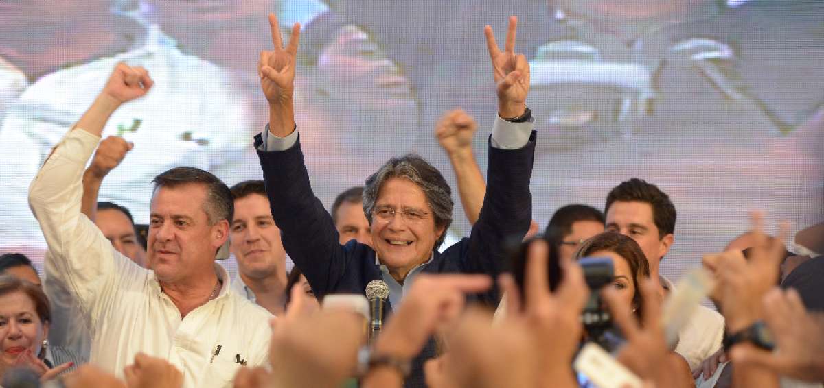 El binomio de CREO se present&oacute; ante sus simpatizantes como el ganador del balotaje. A las 17:06 lleg&oacute; al sal&oacute;n Isabella del hotel Hilton Col&oacute;n.