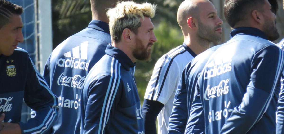 Argentina entrena ya sin Messi con miras al partido ante Venezuela