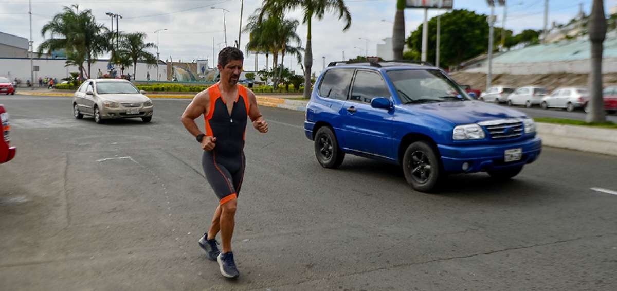  El mantense Ra&uacute;l Arboleda realiz&oacute; el s&aacute;bado pasado uno de sus &uacute;ltimos ensayos, antes de la prueba que se desarrollar&aacute; el fin de semana.