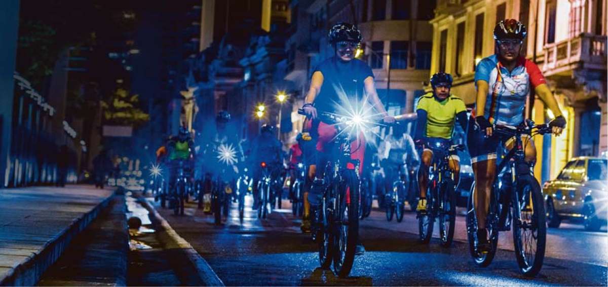 Con una pedaleada masiva se celebr&oacute; el D&iacute;a de la Bicicleta