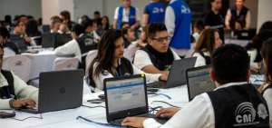 El &uacute;nico ente autorizado para emitir datos oficiales  es el CNE. Las encuestas y exit poll ser&aacute;n autorizados previa presentaci&oacute;n al ente electoral antes de su difusi&oacute;n a trav&eacute;s de los medios de comunicaci&oacute;n.