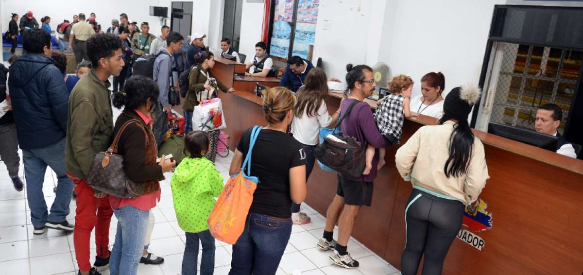 Desde este 25 de agosto, Per&uacute; exige pasaporte a los venezolanos que quieran entrar al pa&iacute;s.