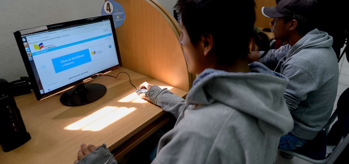 Las personas con formaci&oacute;n acad&eacute;mica inconclusa podr&aacute;n recibir clases desde casa o mediante los infocentros comunitarios gratuitos.
