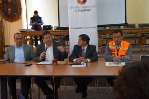 Ministro de Seguridad conoci&oacute; el avance de las mesas t&eacute;cnicas en Salcedo 