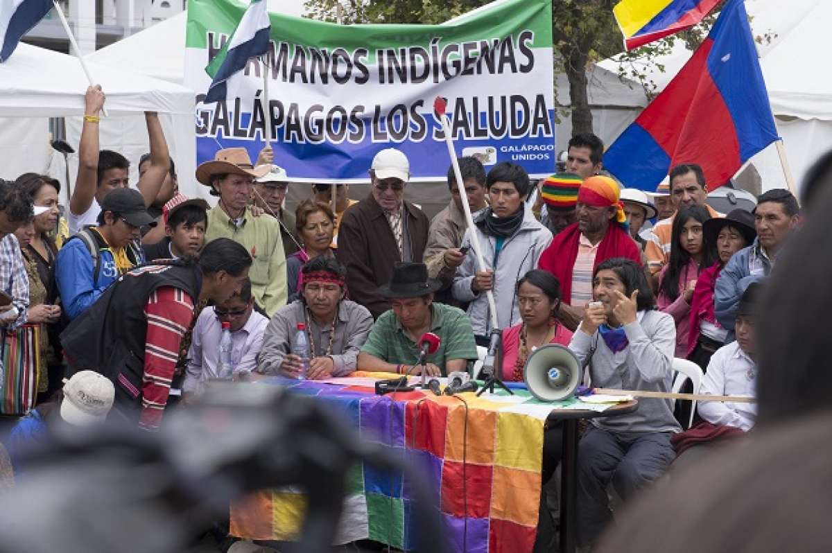 Los l&iacute;deres de la Conaie dieron una rueda de prensa en El Arbolito, en Quito. Foto: El Tel&eacute;grafo 
