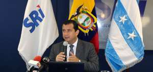 En rueda de prensa con medios nacionales en la ciudad de Guayaquil, el economista Leonardo Orlando, director general del SRI, realiza lanzamiento oficial de la campa&ntilde;a ''Impuesto a la Renta 2017''.