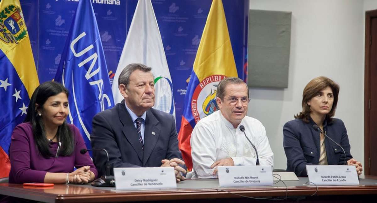 El encuentro cont&oacute; con la mediaci&oacute;n de la Celac y Unasur. Foto: Canciller&iacute;a de Ecuador 