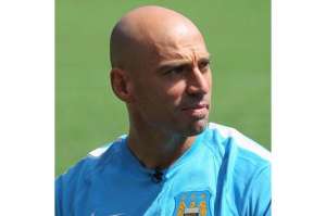 El Manchester City ficha al portero del M&aacute;laga Willy Caballero
