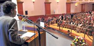 A escala nacional, 123 estudiantes formaron parte de la novena promoci&oacute;n del Grupo de Alto Rendimiento. Foto: publicada en hoyenimbabura.com