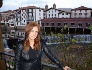  La escritora espa&ntilde;ola de novela negra, Dolores Redondo, participar&aacute; en el BAN! .  Foto internet