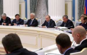 El mandatario ruso durante una reuni&oacute;n con la Comisi&oacute;n Presidencial de Combustible y Energ&iacute;a. Foto: Agencia TASS