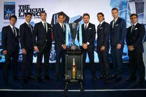 De izquierda a derecha: Nishikori, Djokovic, Murray, Federer, Wawrinka, Nadal, Berdych y Ferrer. Foto: AFP