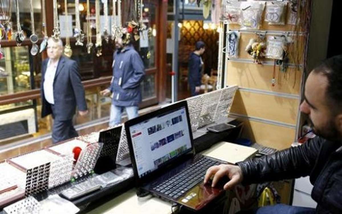 Youtube fue bloqueado el 27 de marzo pasado, poco despu&eacute;s de que el canal difundiera la grabaci&oacute;n de una conversaci&oacute;n entre altos cargos turcos. Foto: Archivo EFE