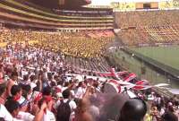 Los hinchas de Liga no podrán entrar al estadio Monumental en el duelo con Barcelona SC.