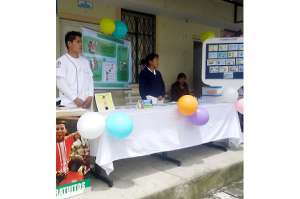 Los j&oacute;venes asistieron a una feria que organiz&oacute; la Direcci&oacute;n de Salud.
