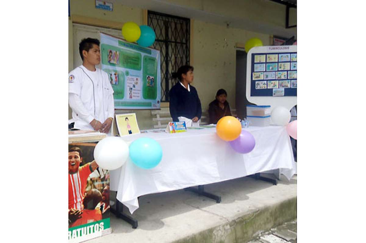 Los j&oacute;venes asistieron a una feria que organiz&oacute; la Direcci&oacute;n de Salud.