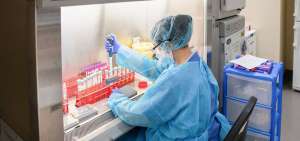Desde mayo alrededor de 200 personas han participado en las pruebas que realiza el Instituto de Biolog&iacute;a M&eacute;dica de ese pa&iacute;s. 