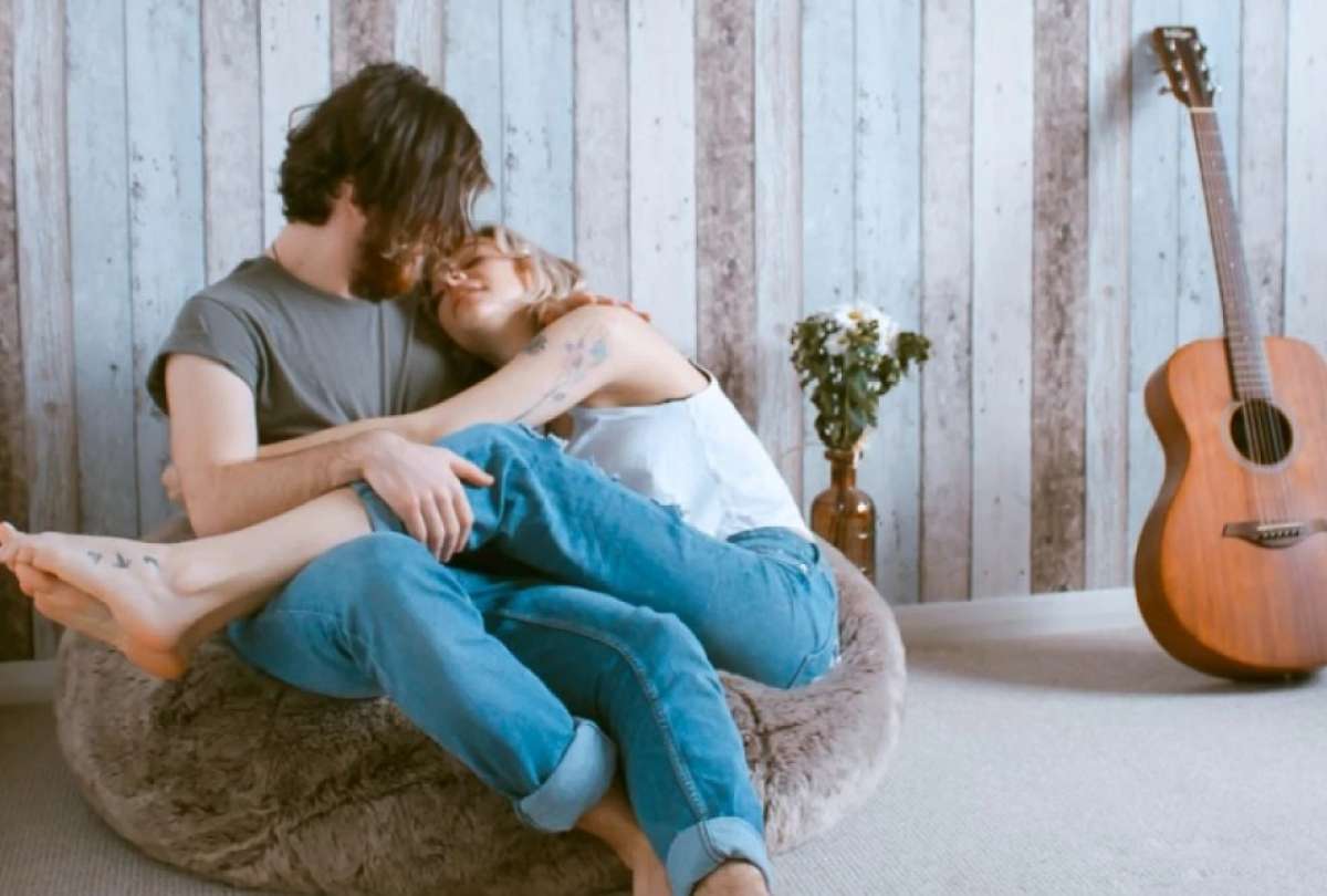 Los j&oacute;venes de la generaci&oacute;n Z tienen menos sexo, pero m&aacute;s parejas. 