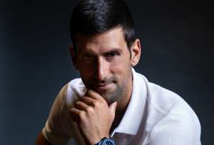 El tenista Novak Djokovic esperará hasta el lunes en Melbourne.