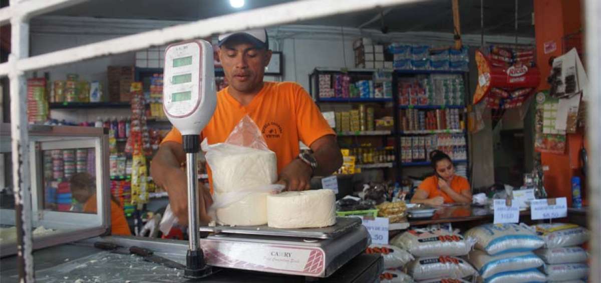 La Bodega Chonera abri&oacute; sus puertas hace 19 a&ntilde;os. Est&aacute; ubicada en la calle 11 y la avenida 17.